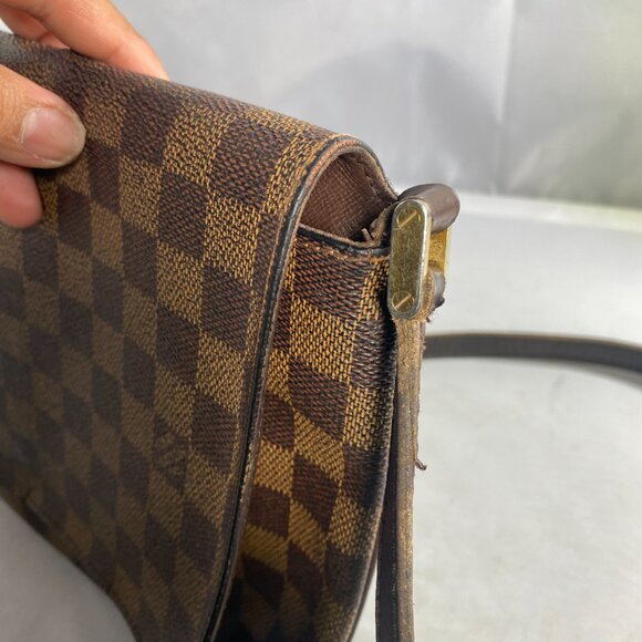 Louis Vuitton Musette Tango Damier - Picture 3 of 16